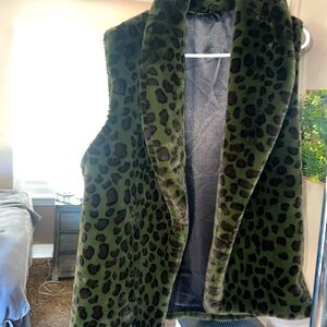 Coco + Carmen Green and Brown Leopard Print Fur Vest Size L/XL never worn.